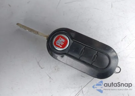 2013 Fiat 500 Sport z USA, uszkodzony, nr VIN 3C3CFFBR8DT635717